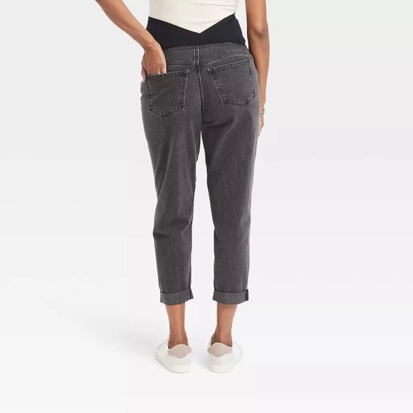 ISABEL MATERNITY by Ingrid & Isabel Over Belly Boyfriend Maternity Jeans Black - Picture 2 of 5